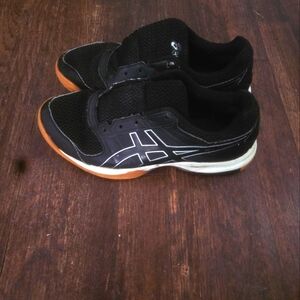Asics Women 6.5 Running